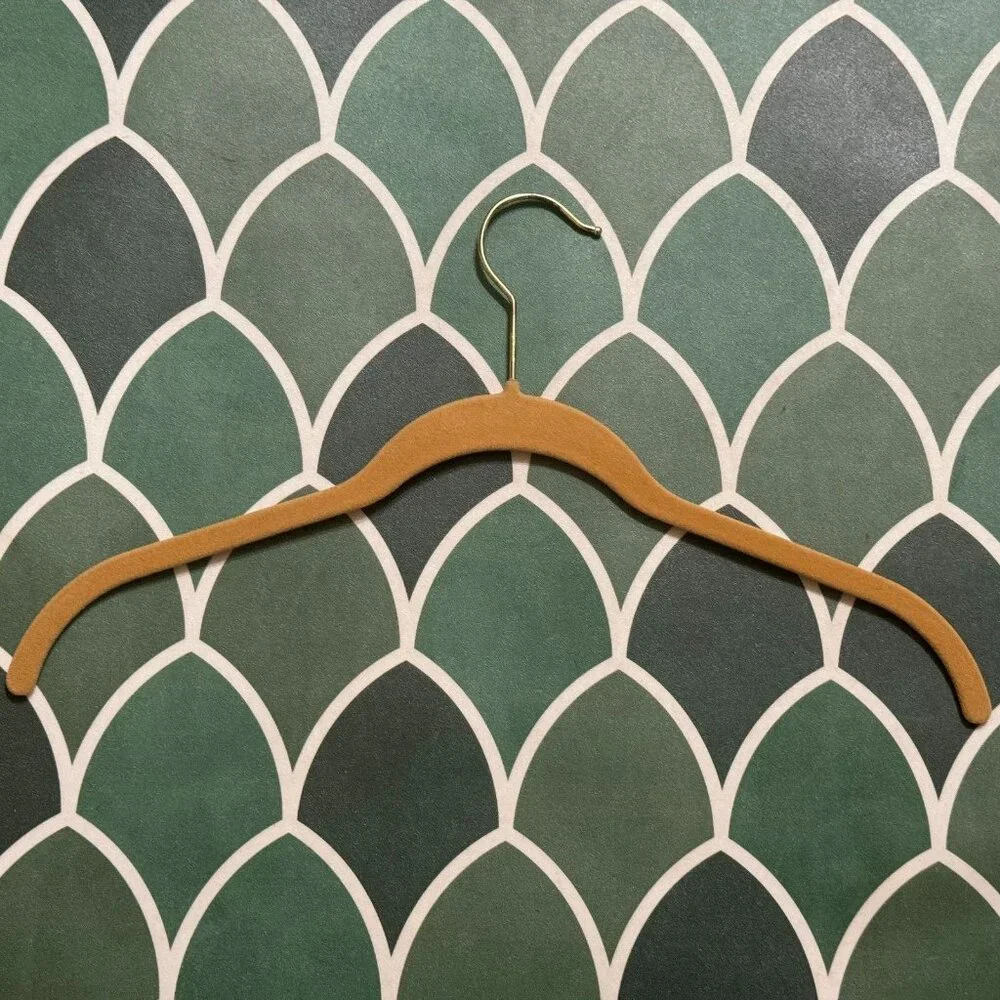 Hangers, Shirt Hanger, Flocked Tan Velvet,# 10 Count